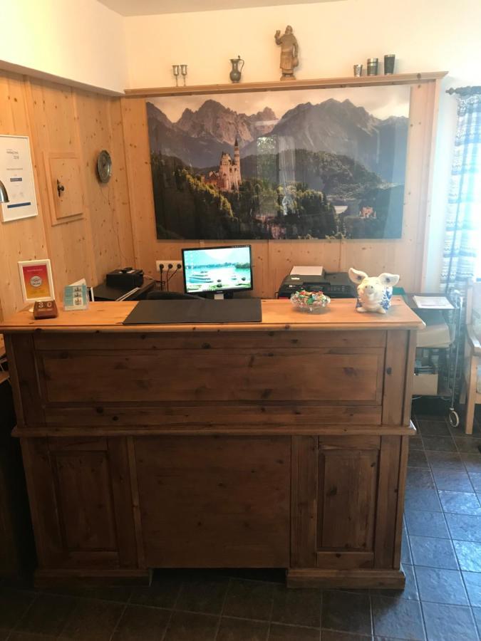 Hotel Fuerstenhof Fussen Bagian luar foto
