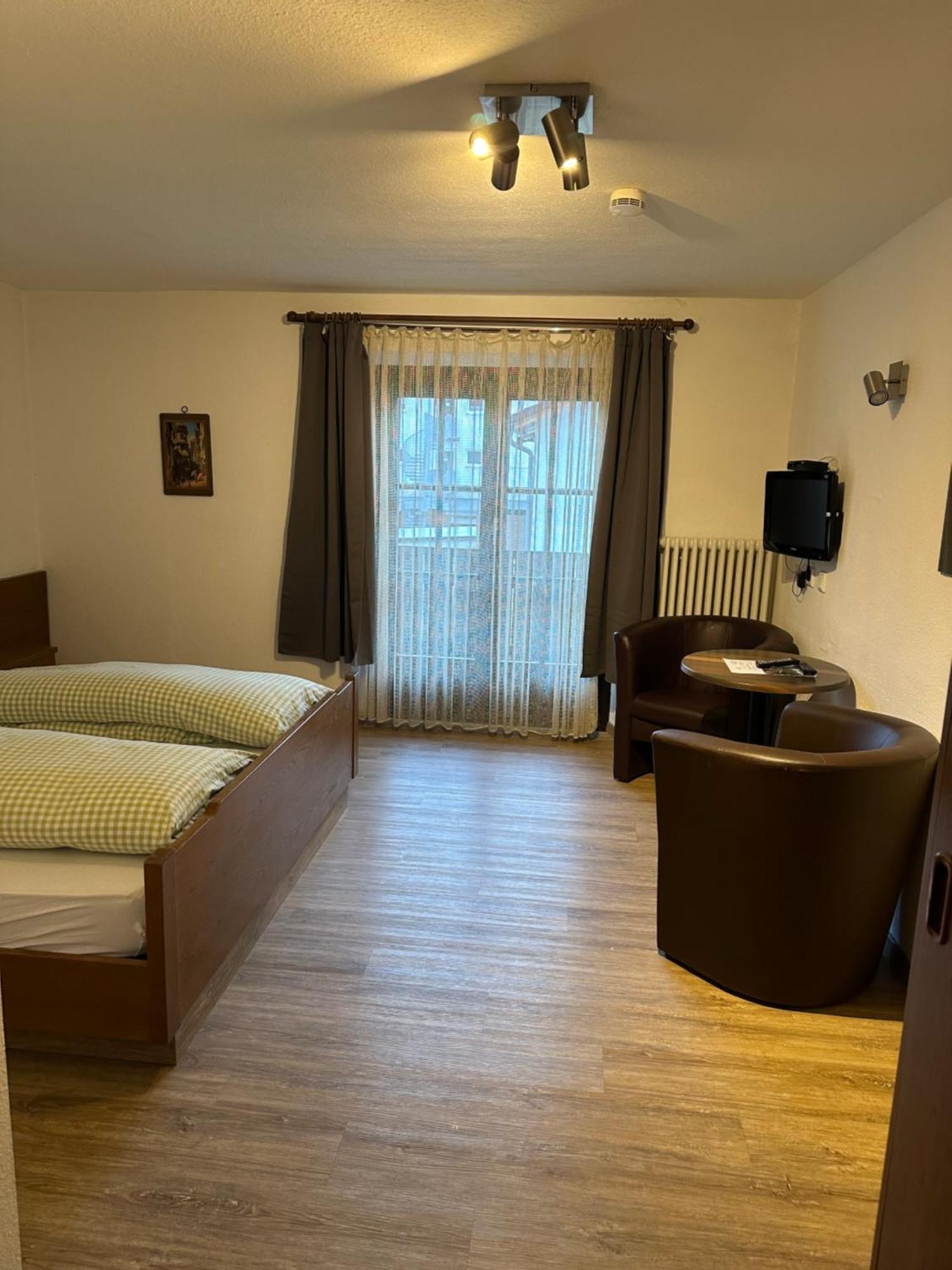 Hotel Fuerstenhof Fussen Bagian luar foto